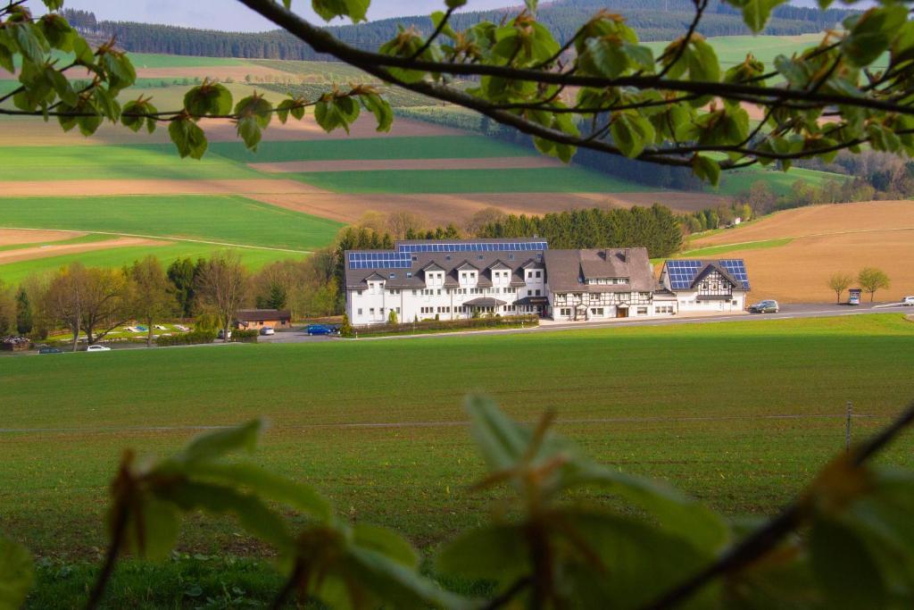 Landhotel Gasthof Wuellner Winterberg Exterior foto